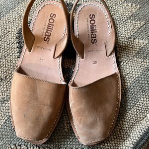 Solillas Size 39 slip on sandal with back strap